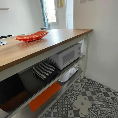 F2 Calme, Château, Grand Parquet, Fôret *